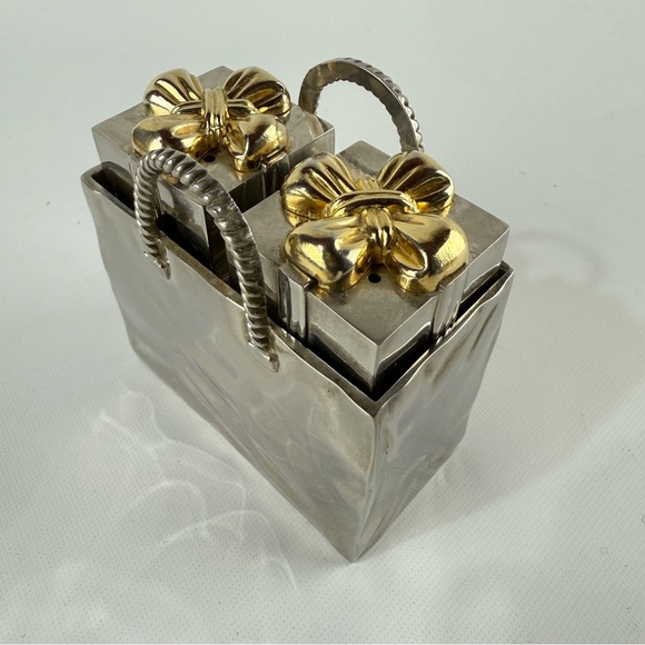 Godinger Silver Plate Salt and Pepper Shakers - Silver Presents with Gold Bows - Picture 2 of 10